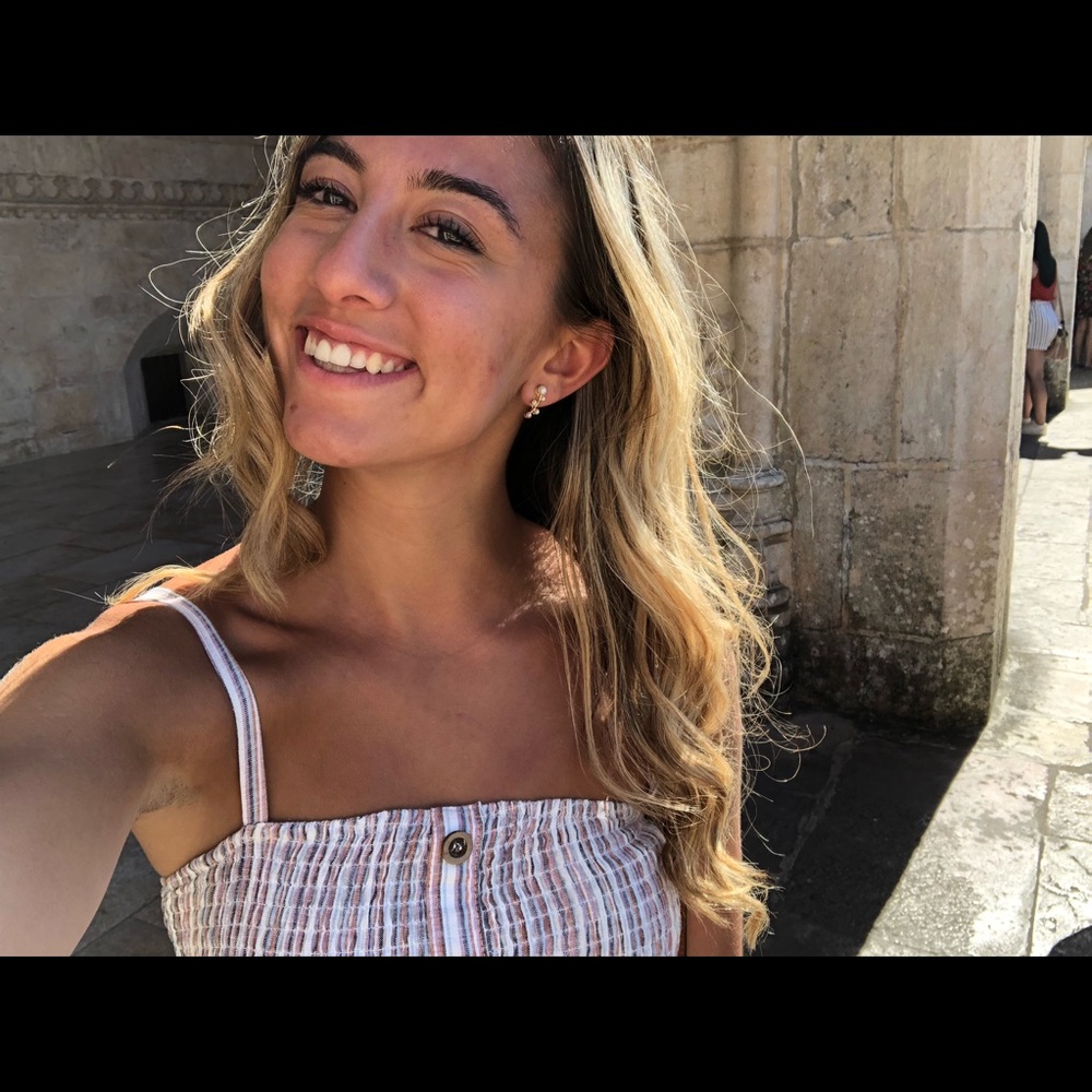 Meet your Posher, Megan